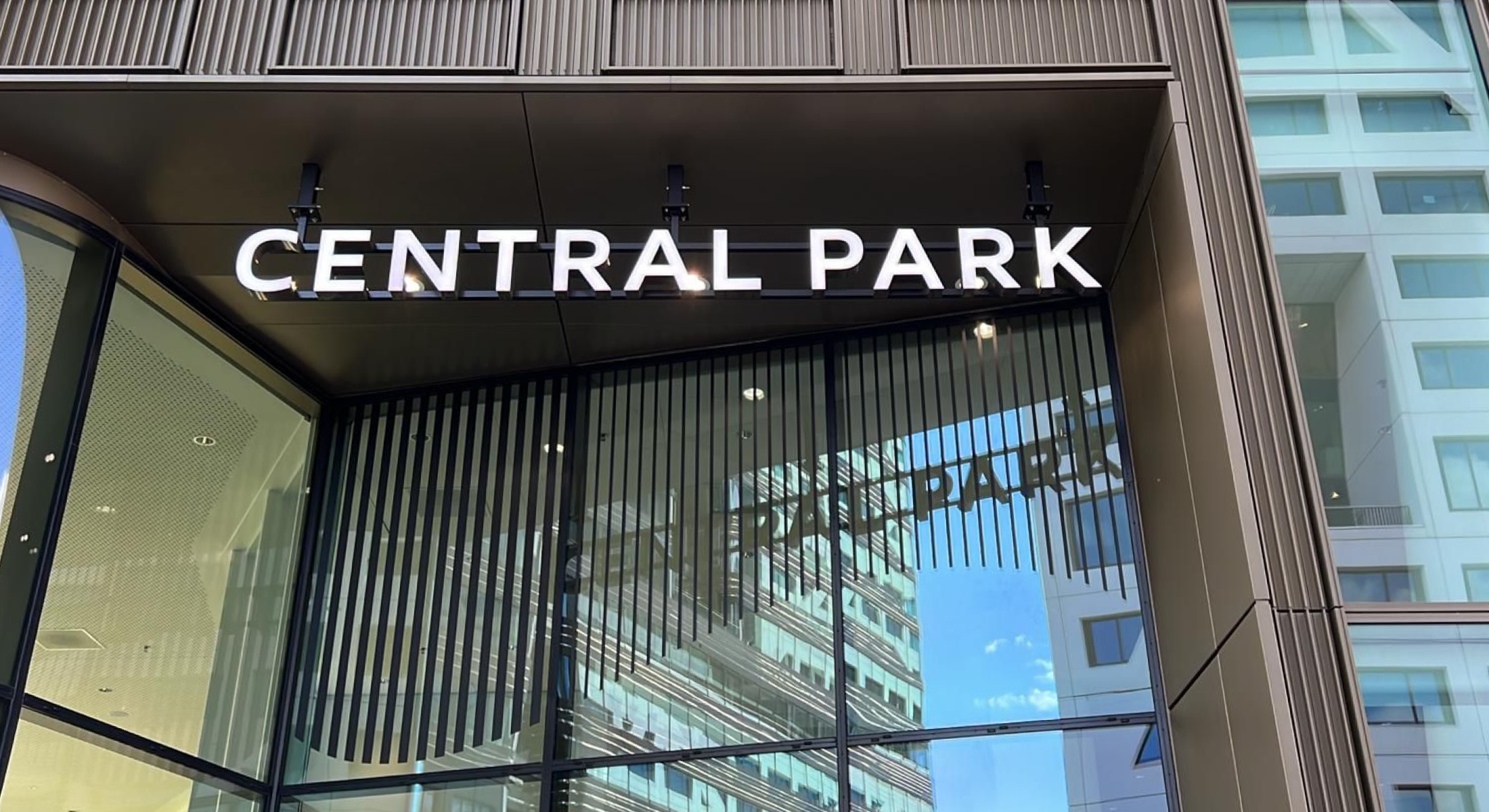 signage buitenbelettering kantoorgebouw Central Park Utrecht